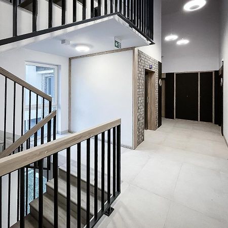 Apartament Clever 1 Kamienica Grochow Варшава Екстериор снимка