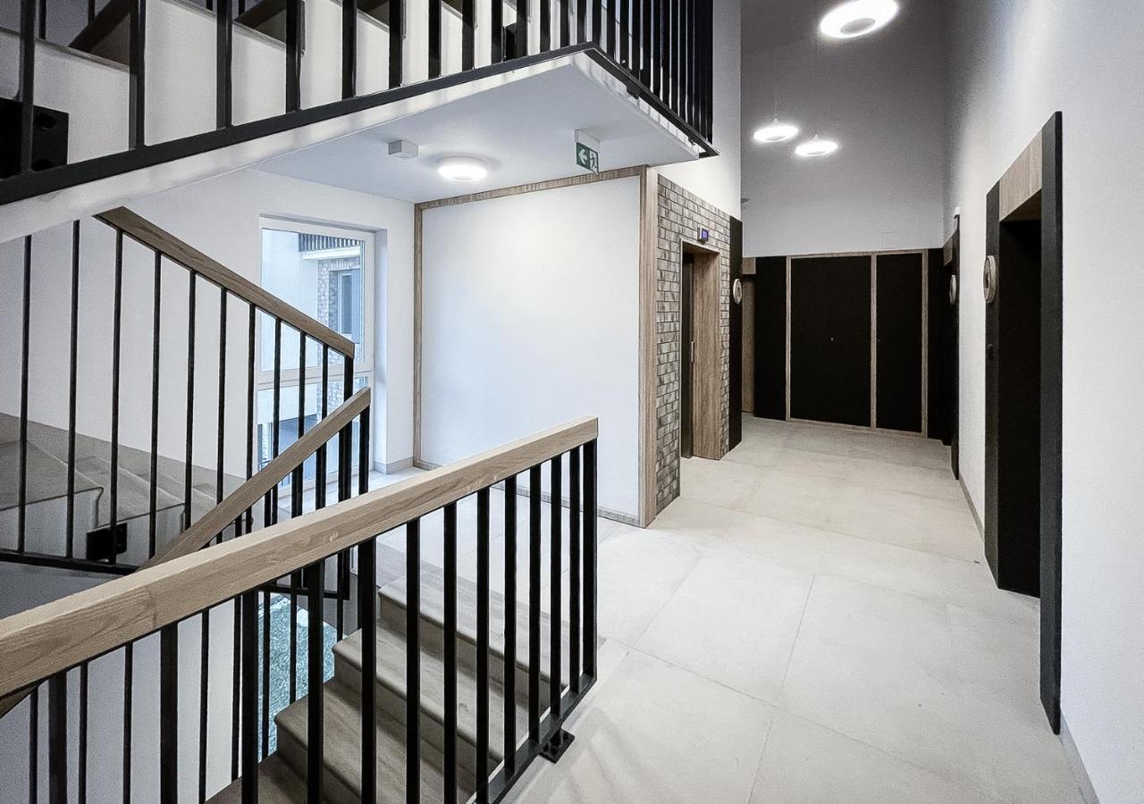 Apartament Clever 1 Kamienica Grochow Варшава Екстериор снимка
