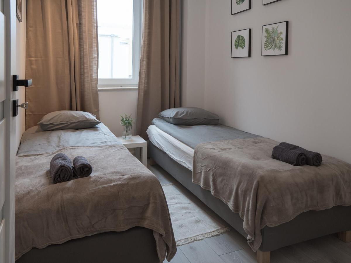 Apartament Clever 1 Kamienica Grochow Варшава Екстериор снимка